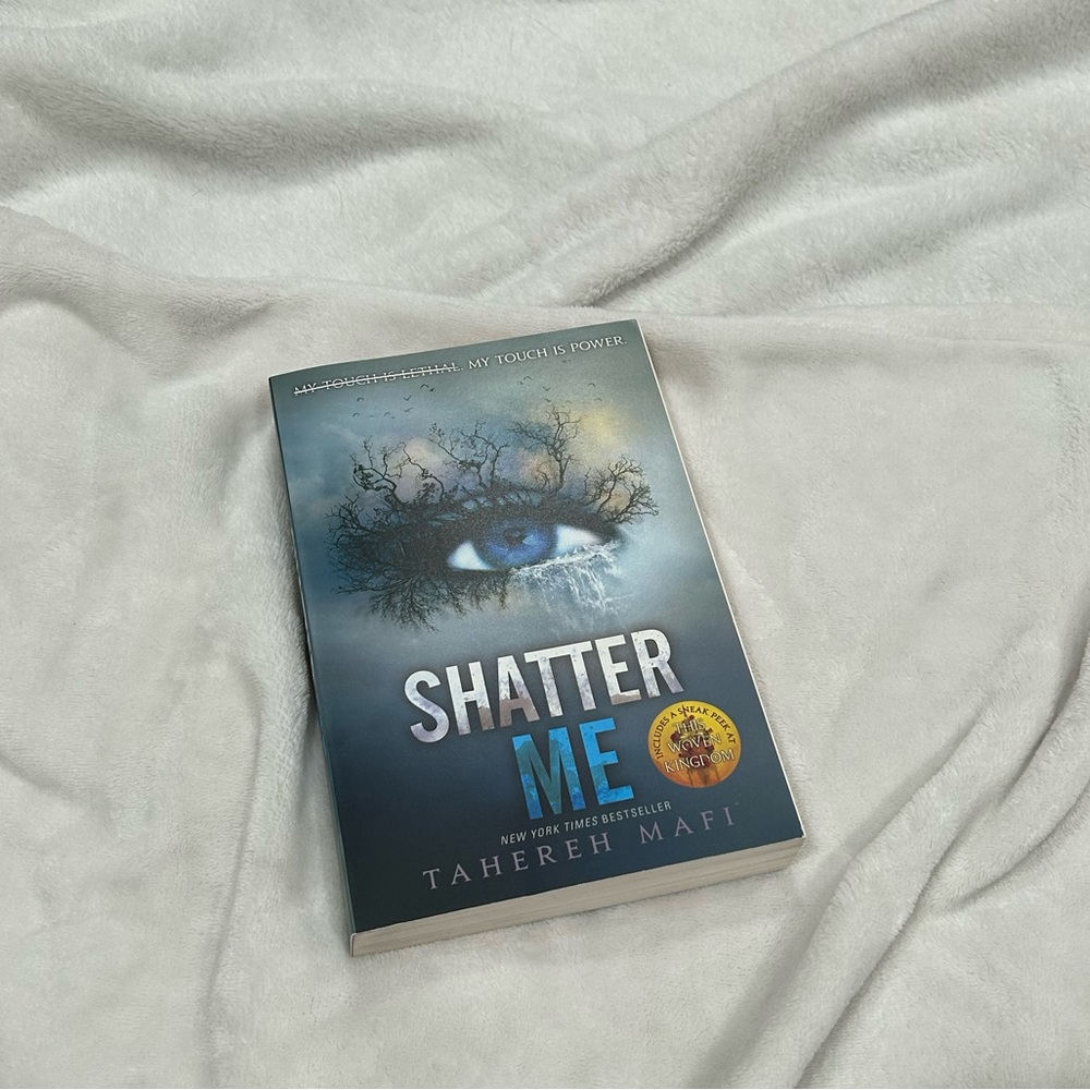Shatter Me by Tahereh Mafi - Blue and Black Coffee Table Book